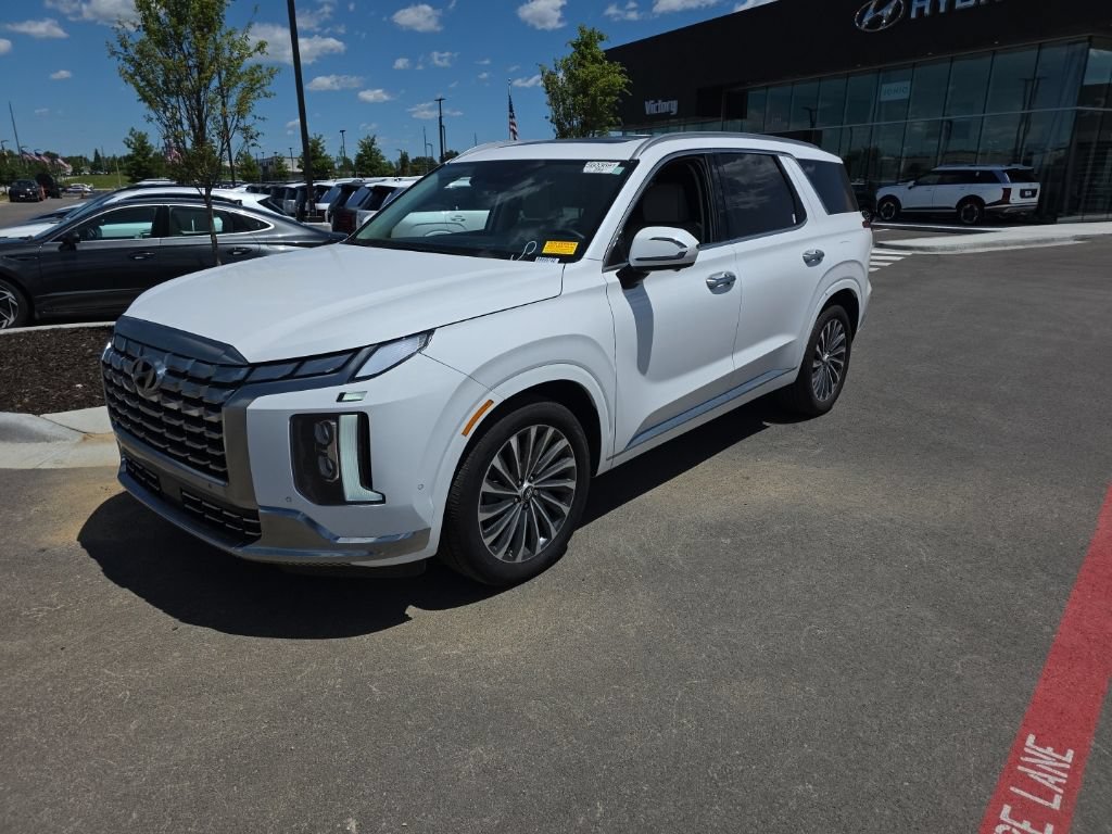 Used 2025 Hyundai Palisade Calligraphy AWD/4WD image 1