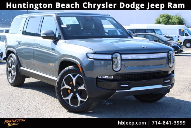 Used 2024 Rivian R1S Adventure AWD/4WD image 1