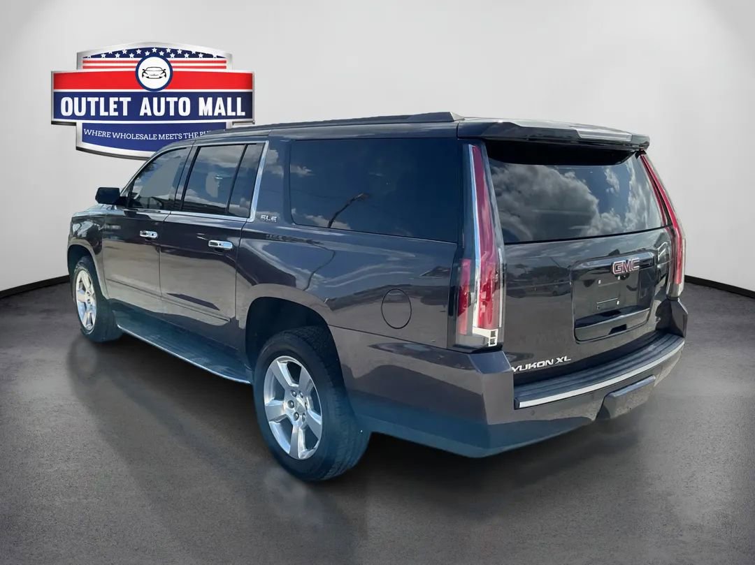 Used 2017 GMC Yukon XL SLE w/ Convenience Package RWD image 5