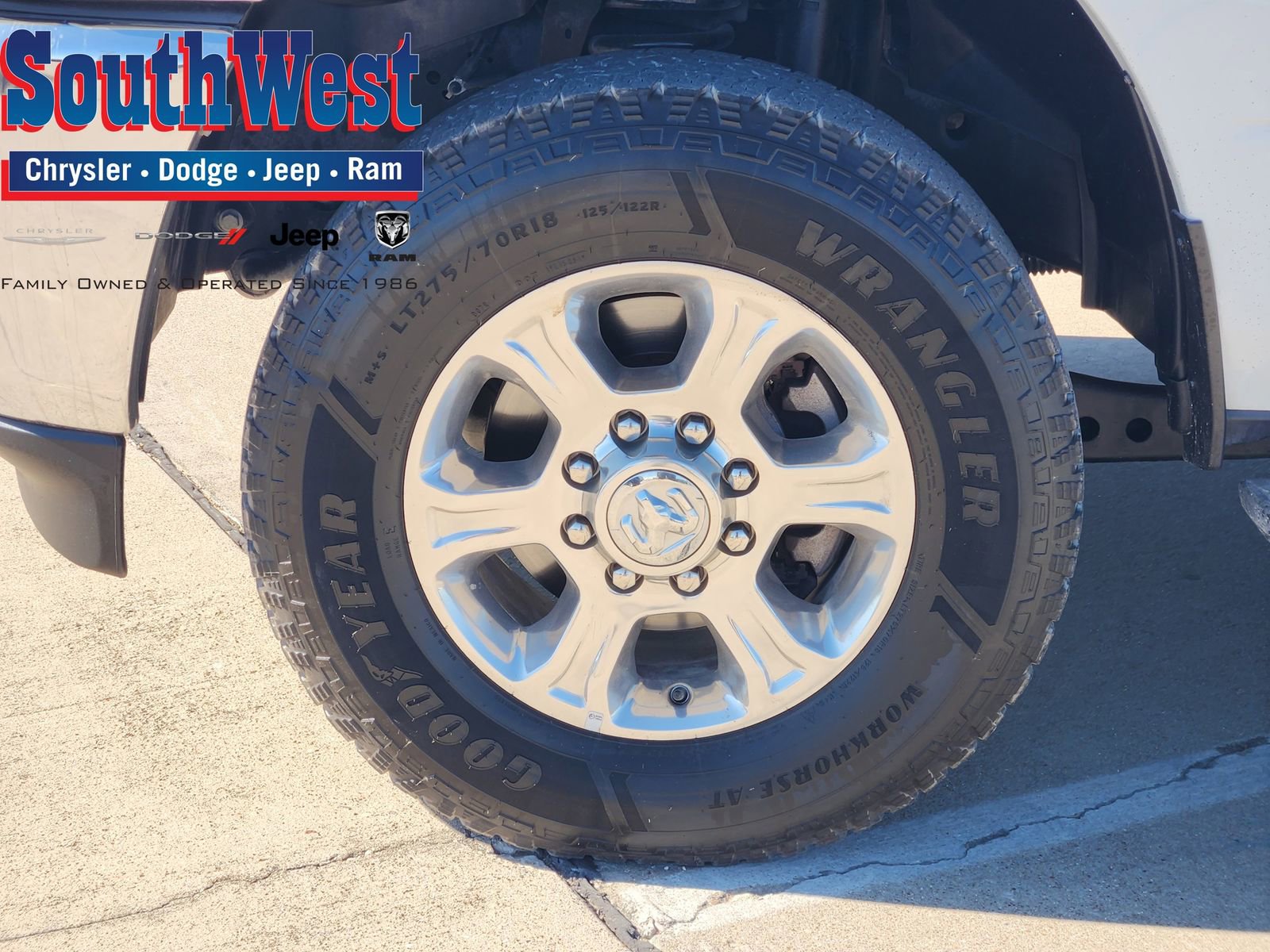 Used 2024 RAM 3500 Big Horn image 11