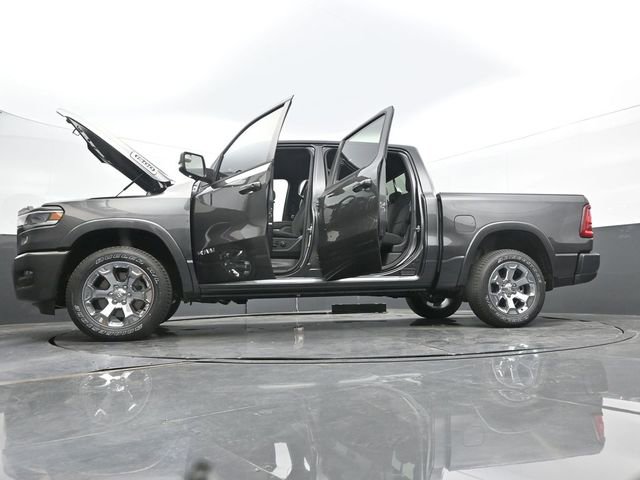 New 2026 RAM 1500 4x4 Crew Cab image 64