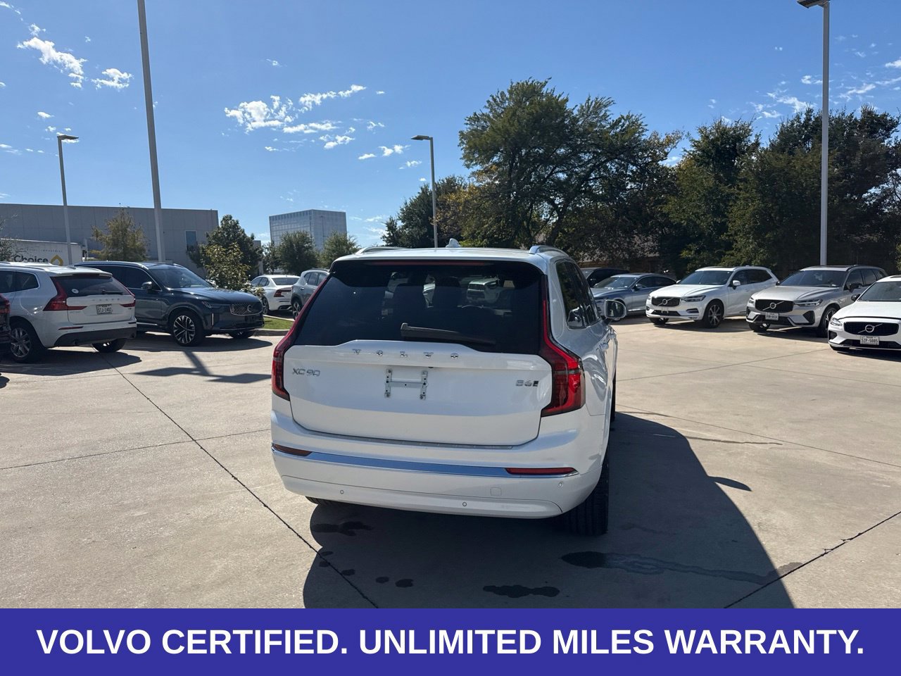 Certified 2026 Volvo XC90 B6 Plus AWD/4WD image 14