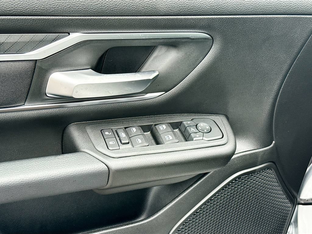 Used 2025 RAM 1500 Big Horn RWD image 18