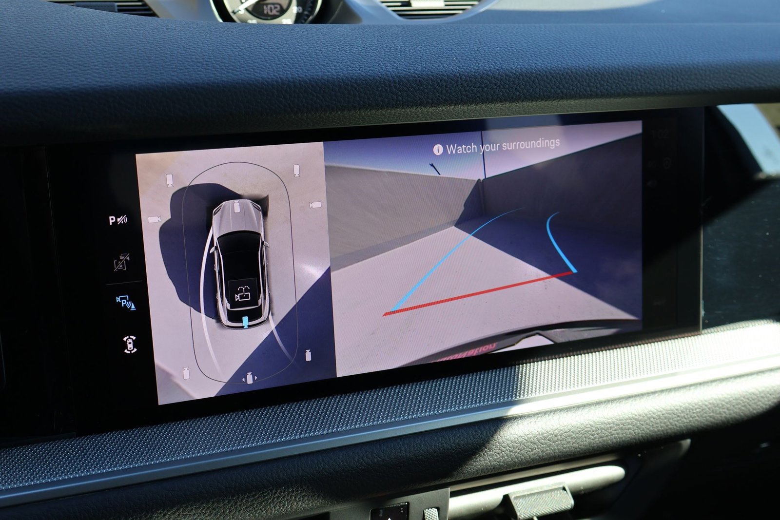 New 2026 Porsche Cayenne Coupe image 19