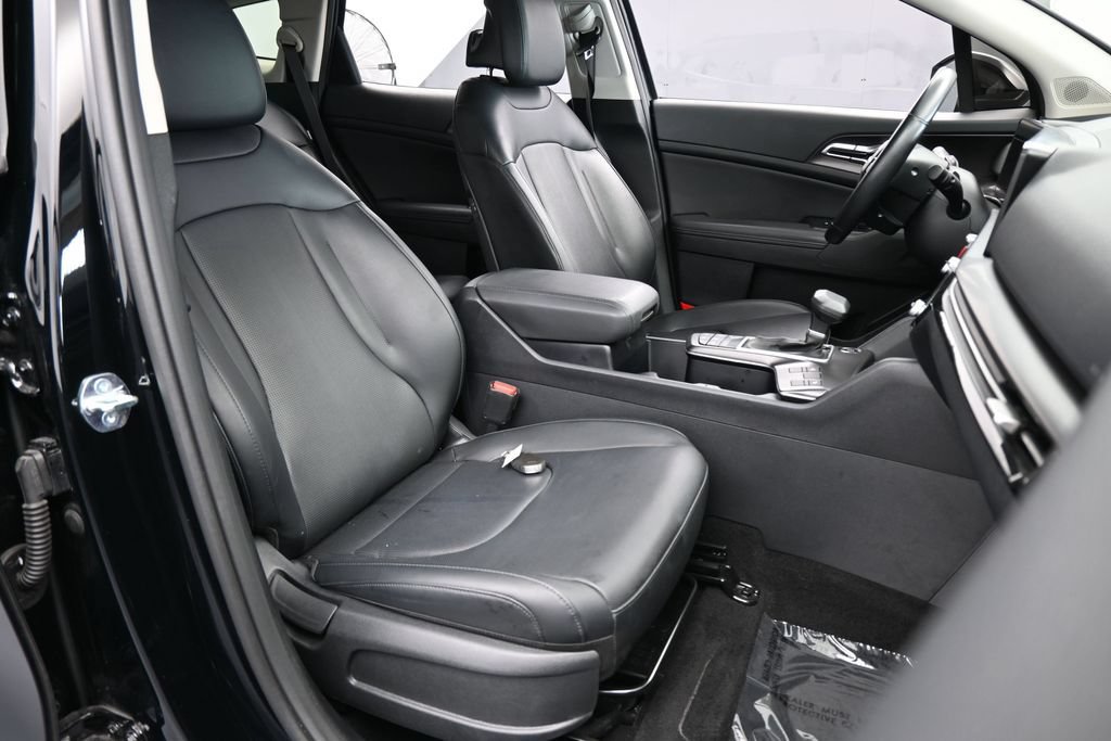 Used 2026 Kia Sportage EX w/ EX Panorama Roof Package FWD image 48