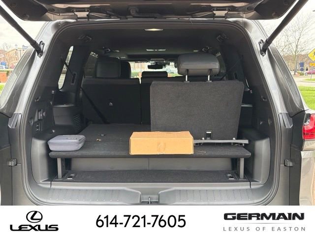 New 2025 Lexus LX 700h F Sport AWD/4WD image 15