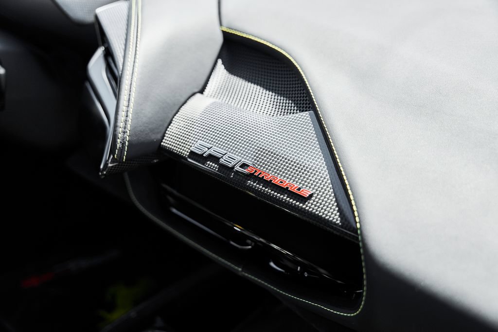 Used 2021 Ferrari SF90 Stradale AWD/4WD image 44