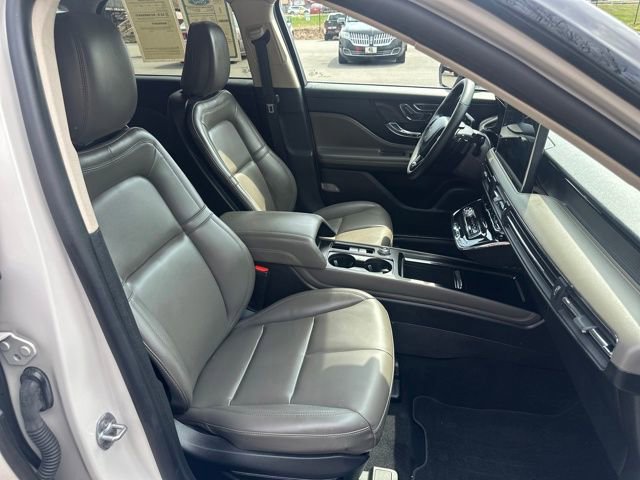 Used 2024 Lincoln Corsair AWD image 14