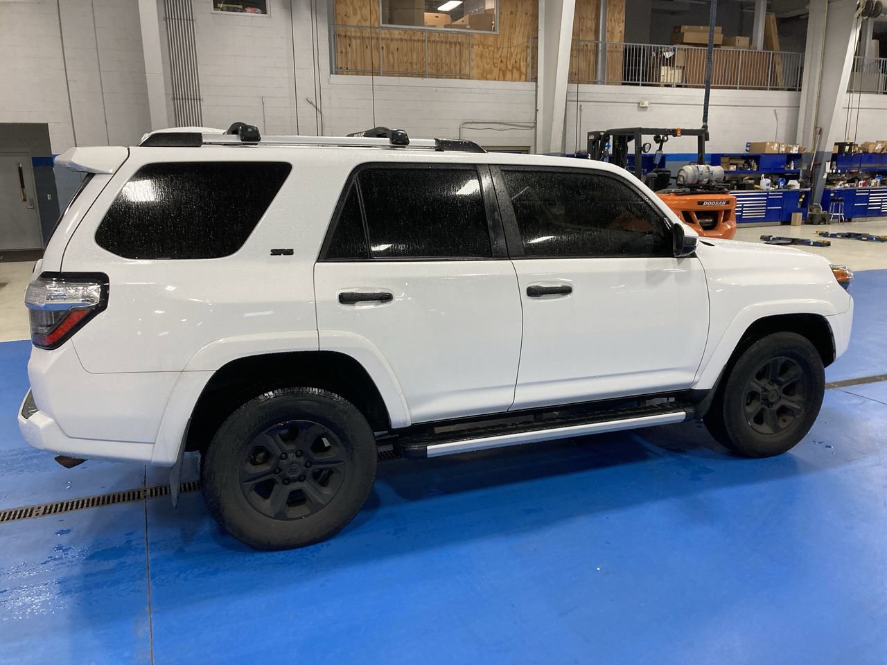Used 2021 Toyota 4Runner SR5 AWD/4WD image 8