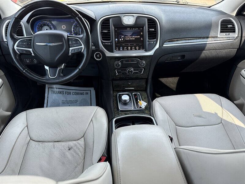 Used 2015 Chrysler 300 C RWD image 24