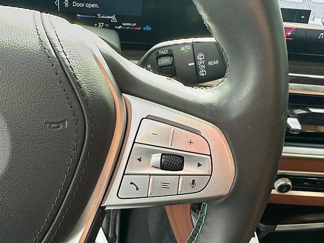 Used 2025 BMW ALPINA XB7 image 28