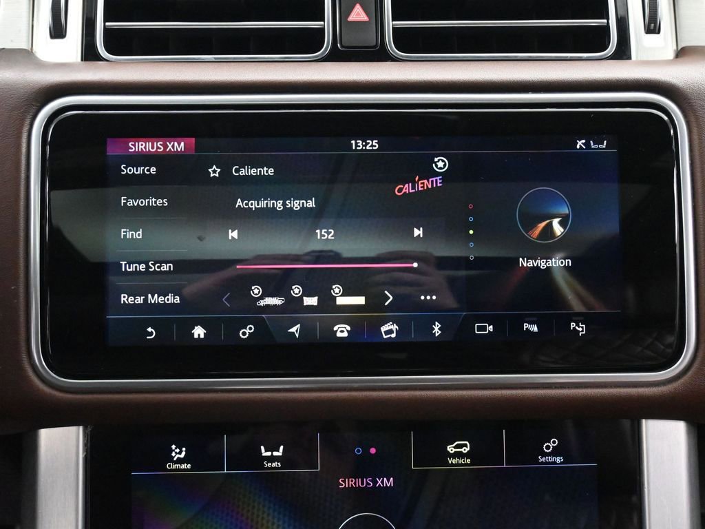 Used 2019 Land Rover Range Rover LWB SV Autobiography image 36