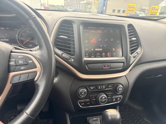 Used 2015 Jeep Cherokee Limited AWD/4WD image 20