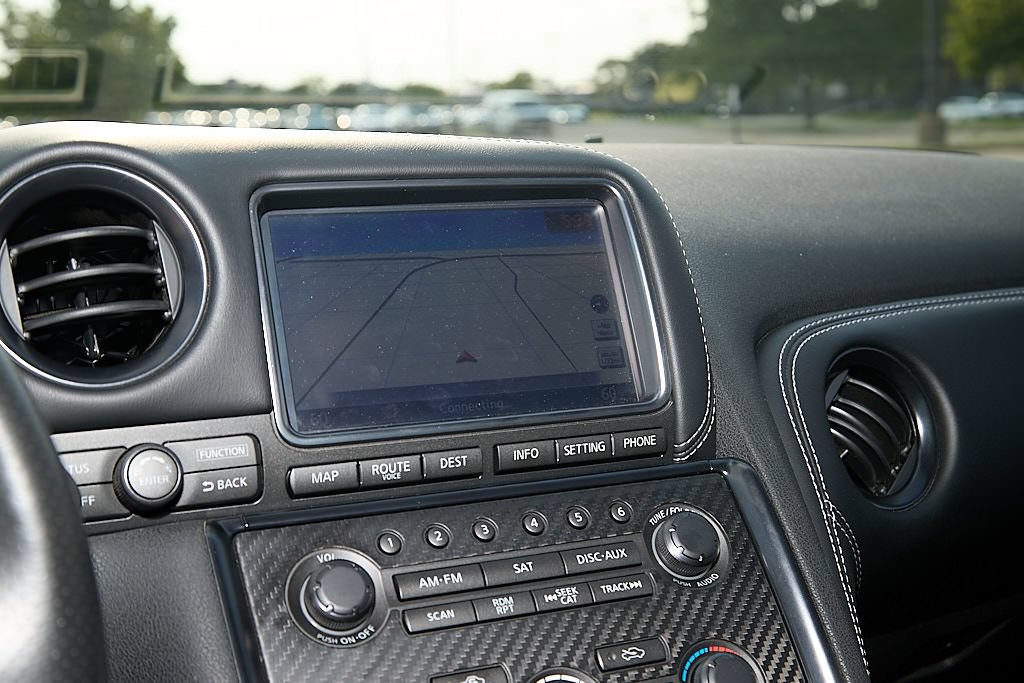 Used 2016 Nissan GT-R Premium AWD/4WD image 29