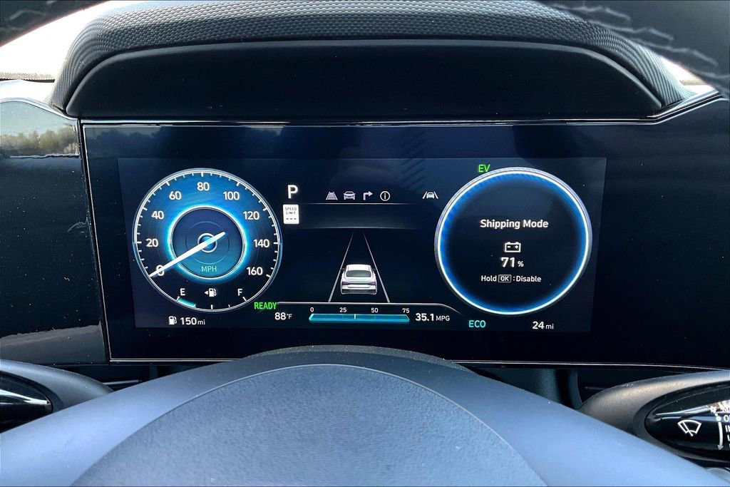 New 2025 Hyundai Elantra SEL image 23