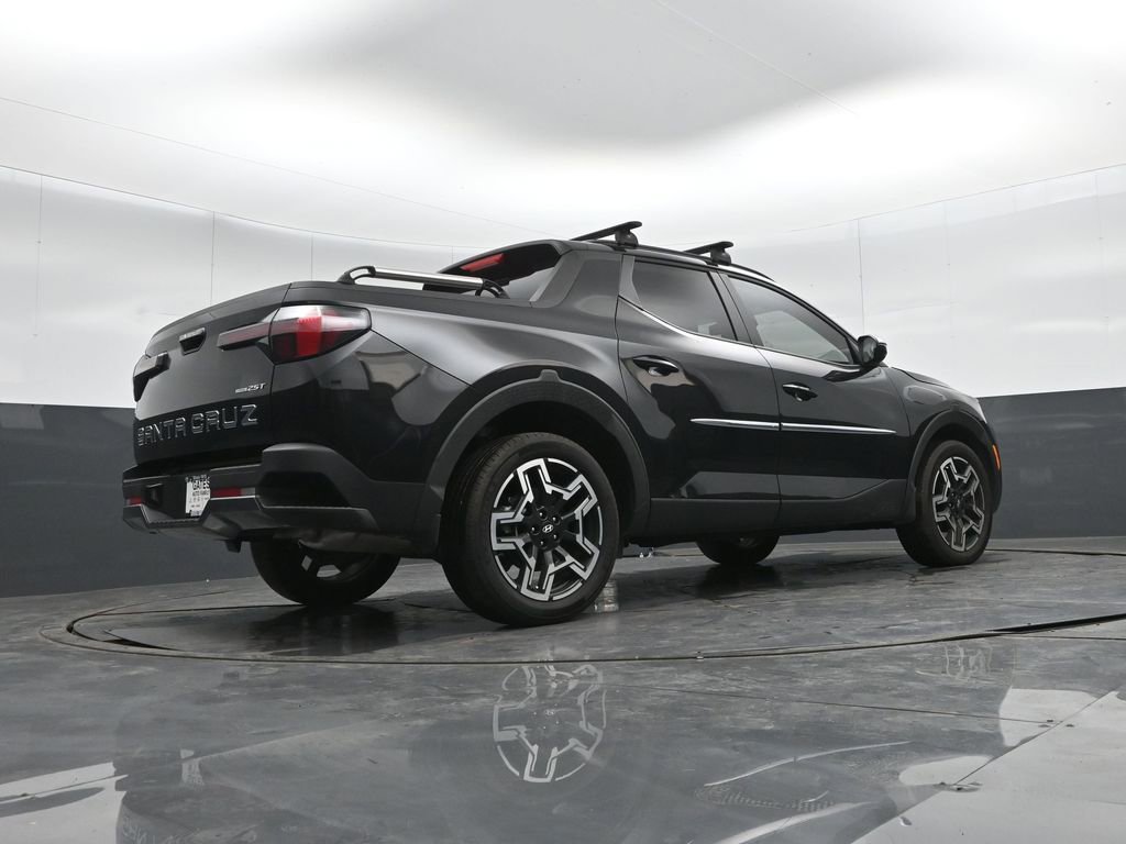 Used 2025 Hyundai Santa Cruz Limited image 32