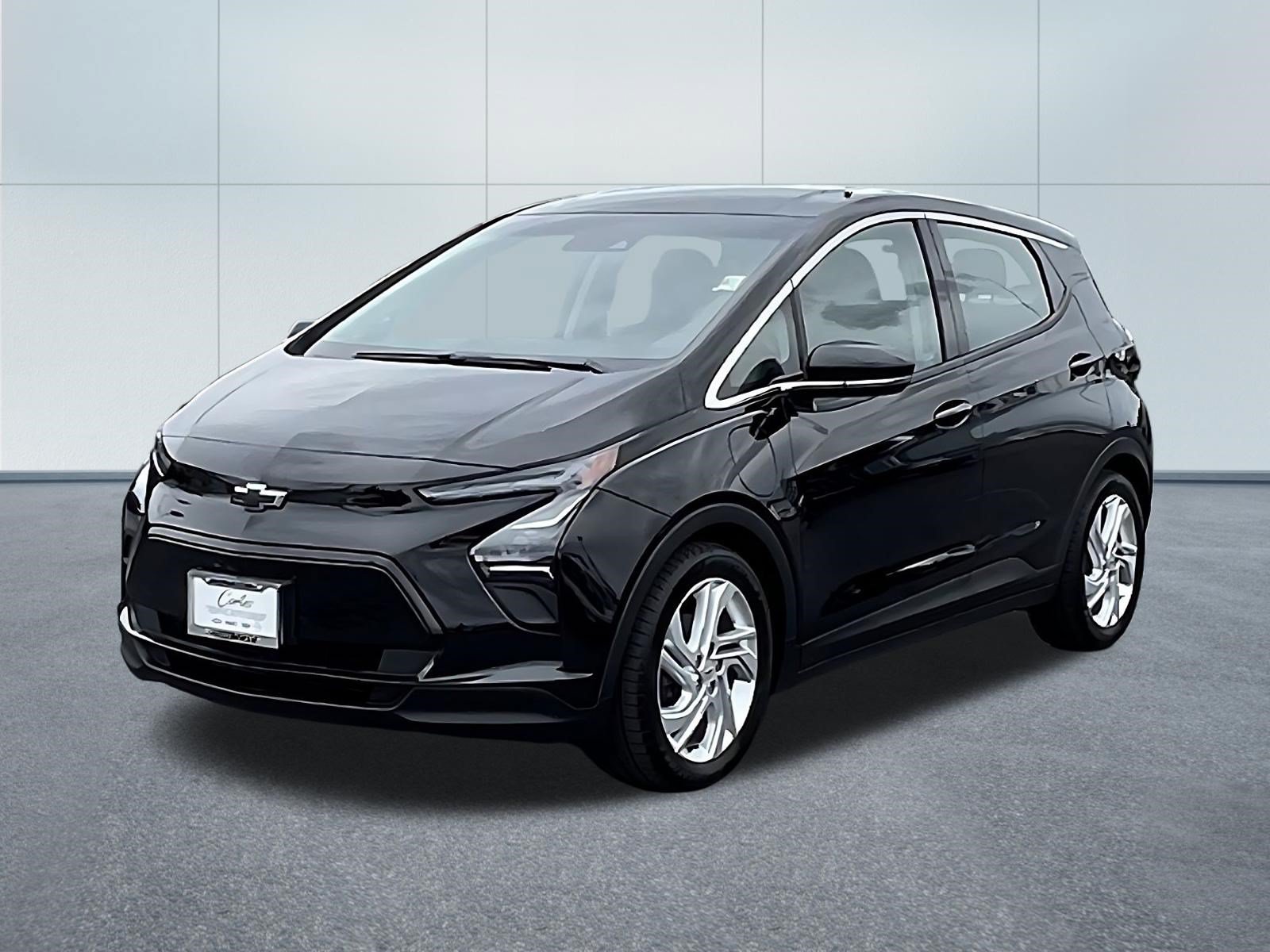 Used 2023 Chevrolet Bolt LT FWD image 3