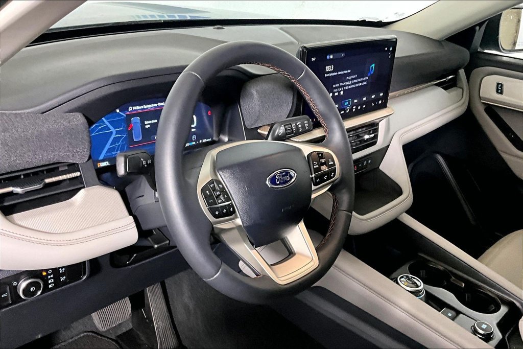 New 2026 Ford Explorer Active w/ Active Comfort Package RWD image 6