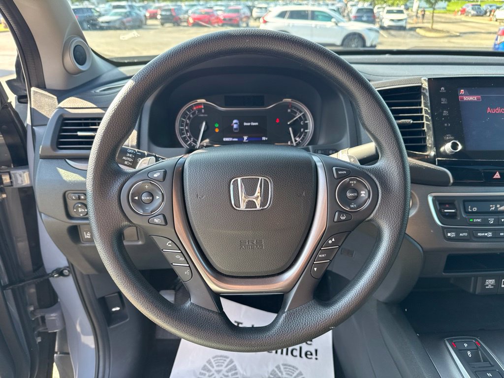 Used 2023 Honda Ridgeline Sport image 15