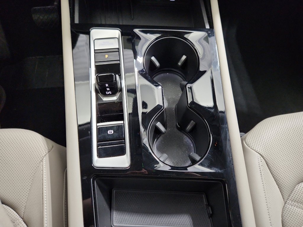 Certified 2025 Volkswagen Atlas SE w/ Panoramic Sunroof Package FWD image 24