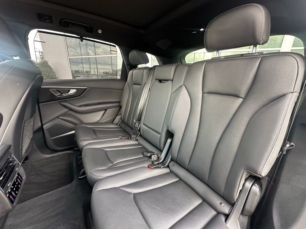 Certified 2025 Audi Q7 3.0T Premium Plus w/ Premium Plus Package image 22