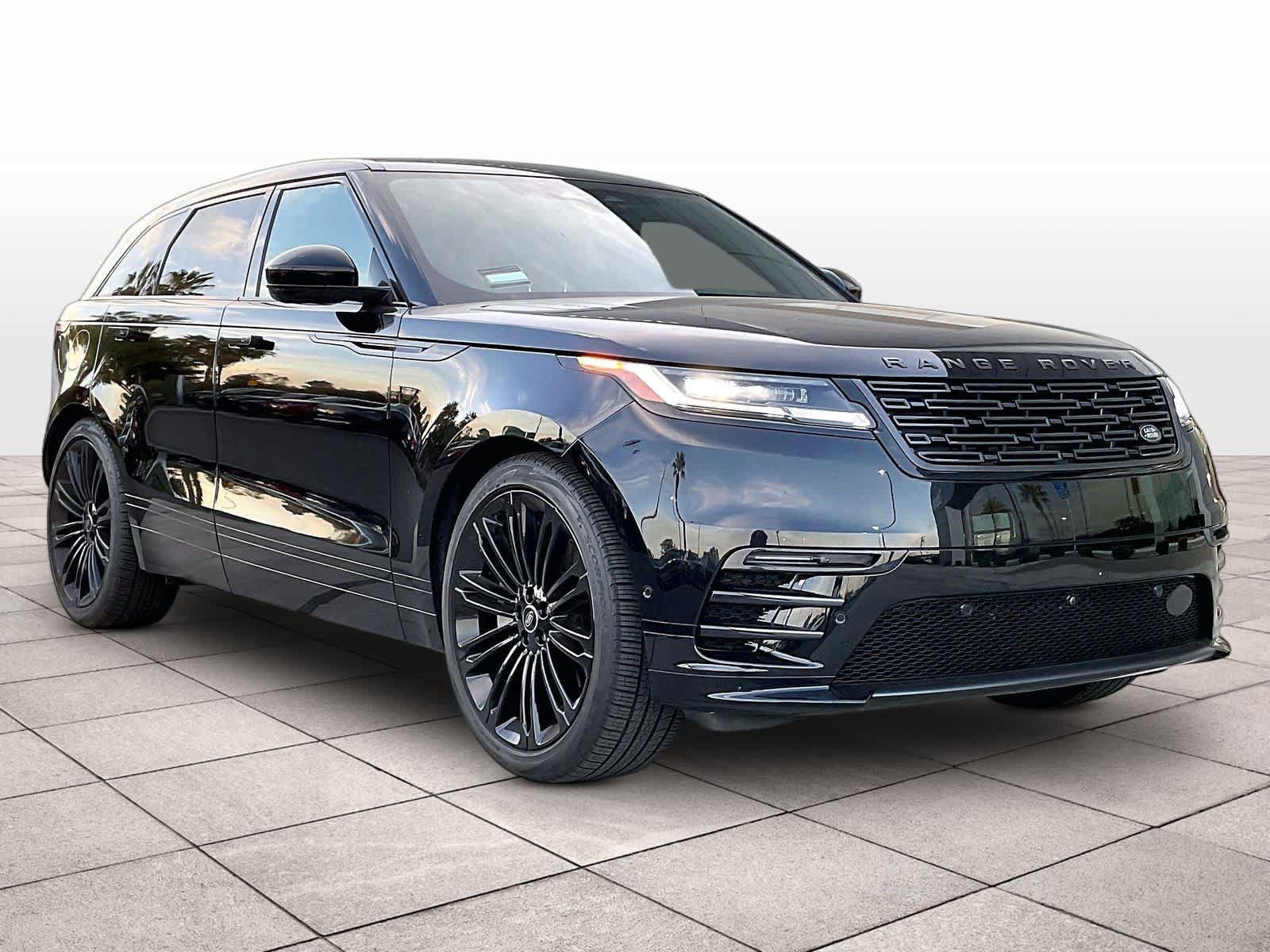 Used 2026 Land Rover Range Rover Velar Dynamic SE AWD/4WD image 2