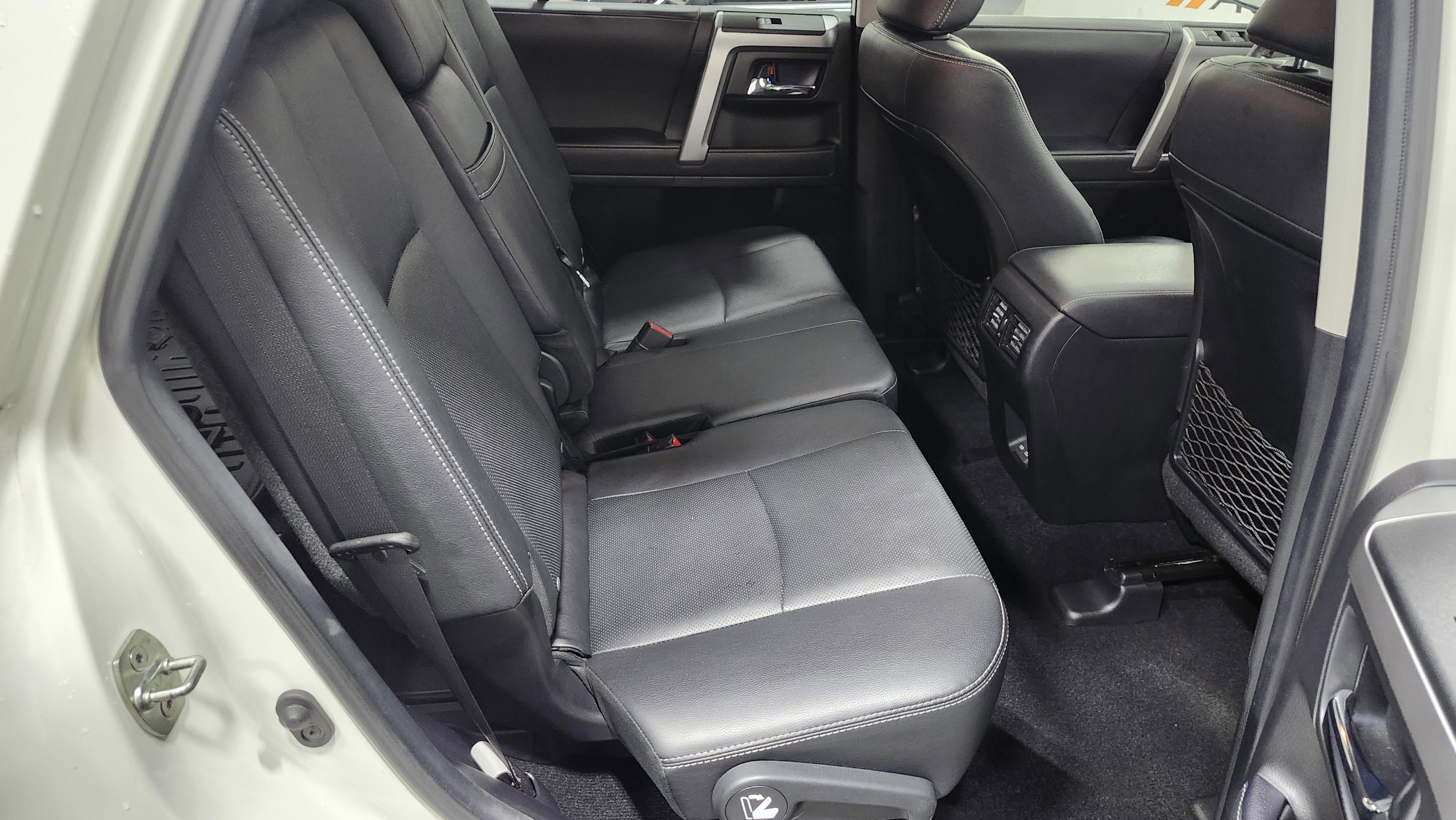 Used 2023 Toyota 4Runner Limited image 20