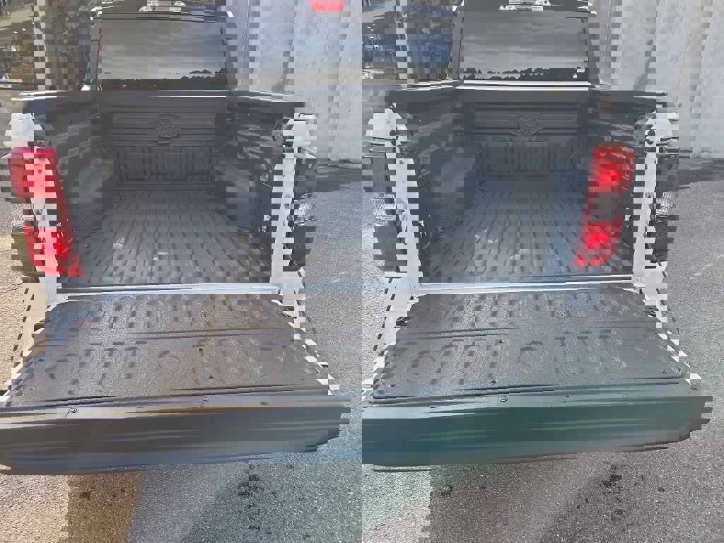 New 2025 Ford Maverick Lobo image 10