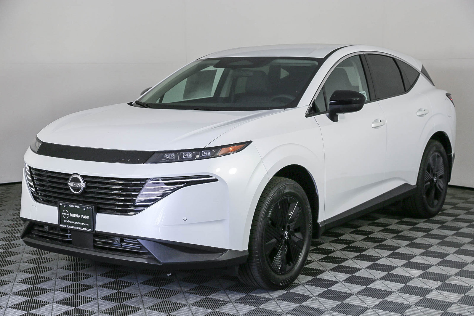Used 2025 Nissan Murano SV FWD image 5