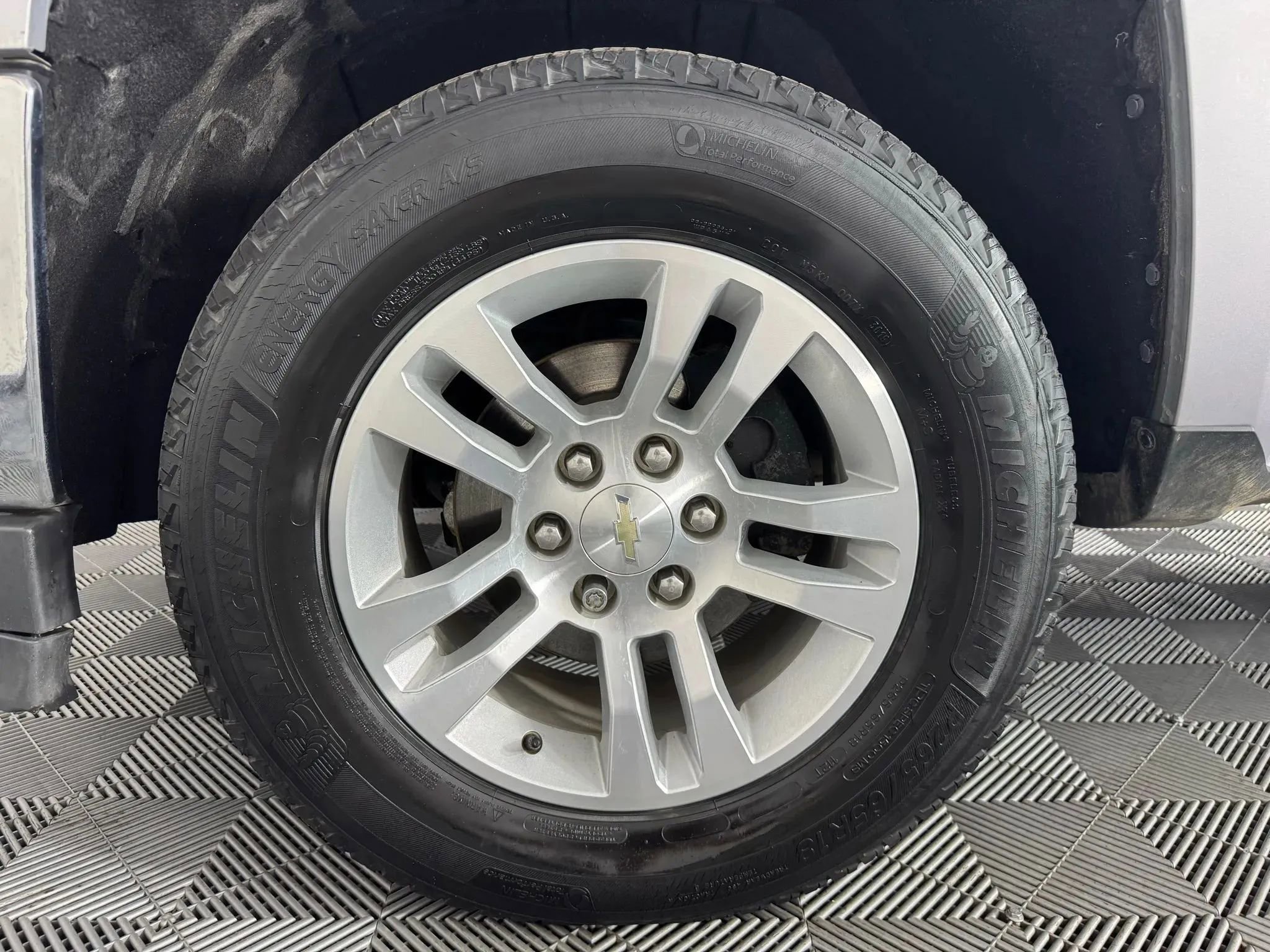 Used 2019 Chevrolet Silverado 1500 LT w/ Texas Edition RWD image 39