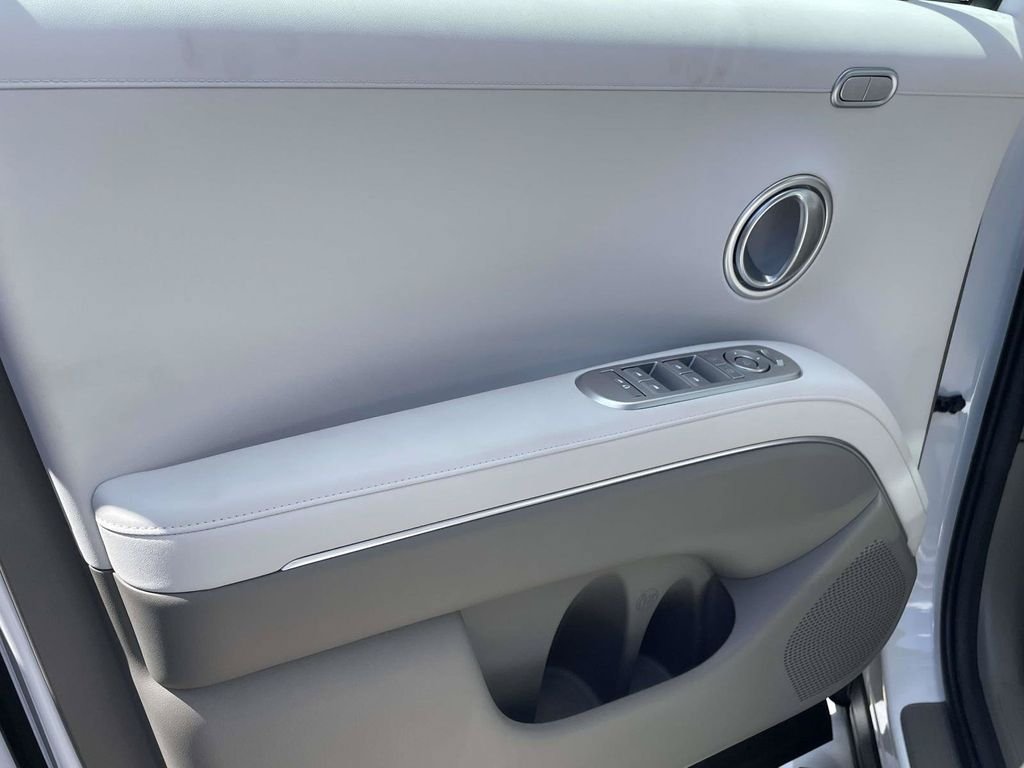 New 2026 Hyundai Palisade SEL Premium FWD image 11