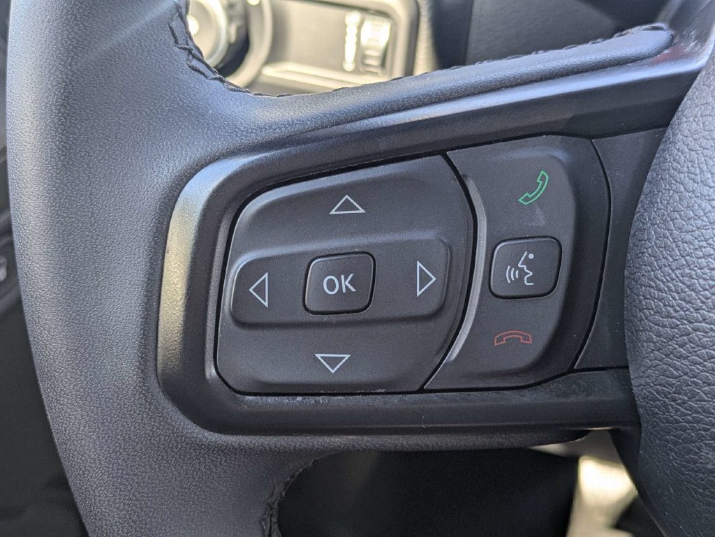 Used 2023 Jeep Wrangler Unlimited Sport AWD/4WD image 25