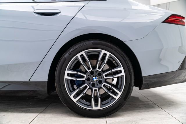 Used 2026 BMW 530i xDrive image 35