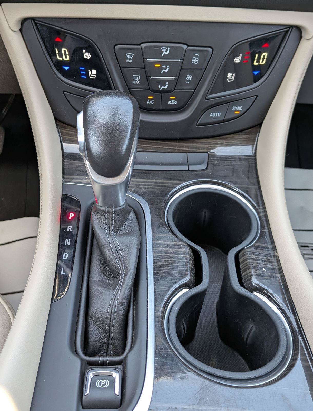 Used 2019 Buick Envision Premium w/ Driver Confidence Package AWD/4WD image 19