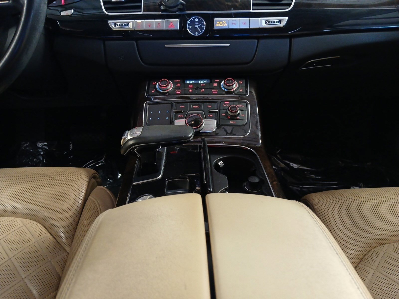 Used 2014 Audi A8 L 3.0T w/ Luxury Package image 11