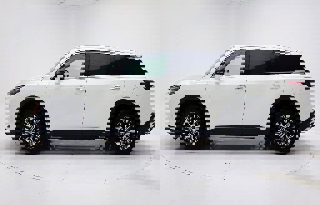 Used 2025 INFINITI QX60 Pure AWD/4WD image 5