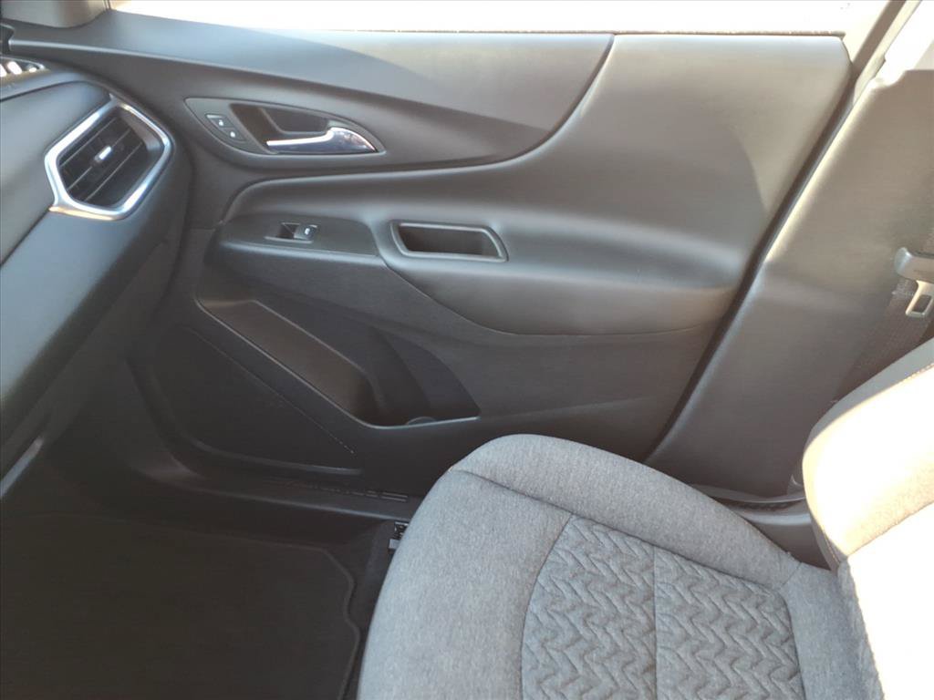 Used 2023 Chevrolet Equinox LT FWD image 35