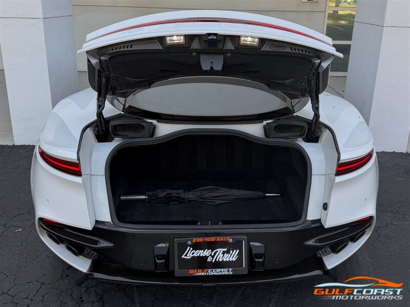 Used 2019 Aston Martin DBS Superleggera RWD image 34