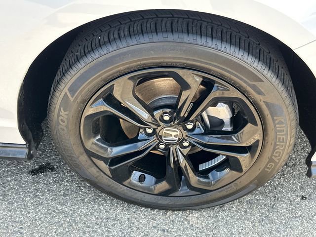 Used 2025 Honda Accord SE image 7