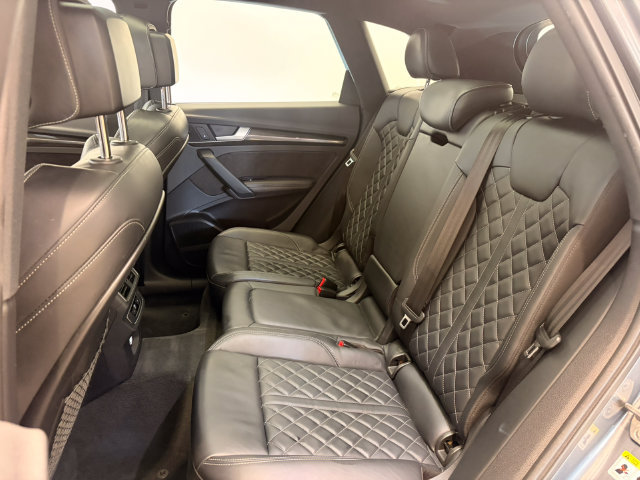 Used 2018 Audi SQ5 Premium Plus w/ S Sport Package AWD/4WD image 15