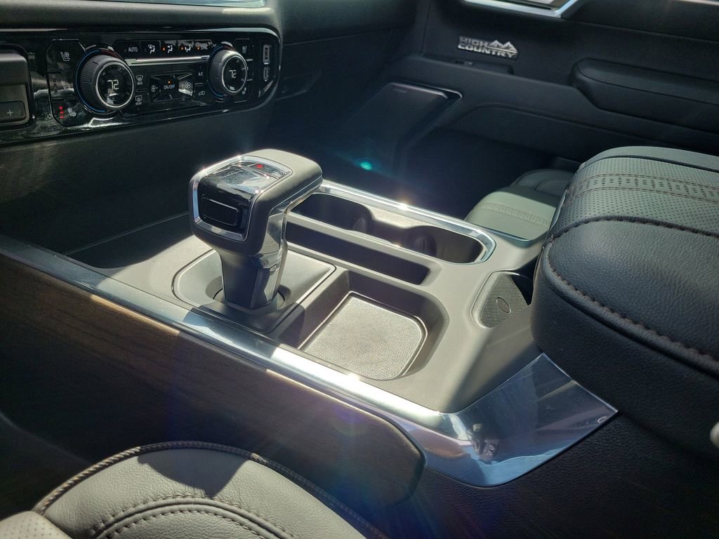 Used 2024 Chevrolet Silverado 1500 High Country w/ High Country Premium Package image 29