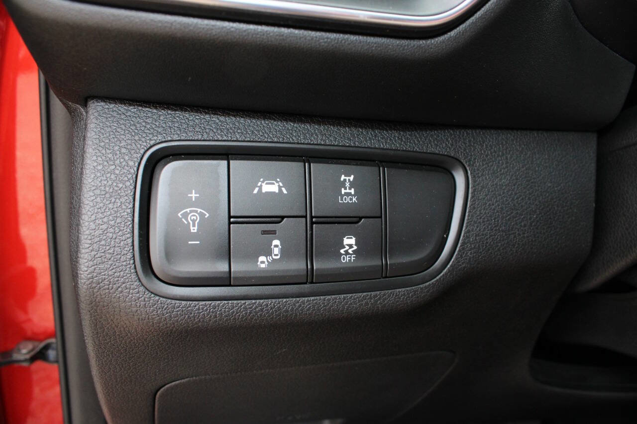 Used 2020 Hyundai Santa Fe SEL image 18