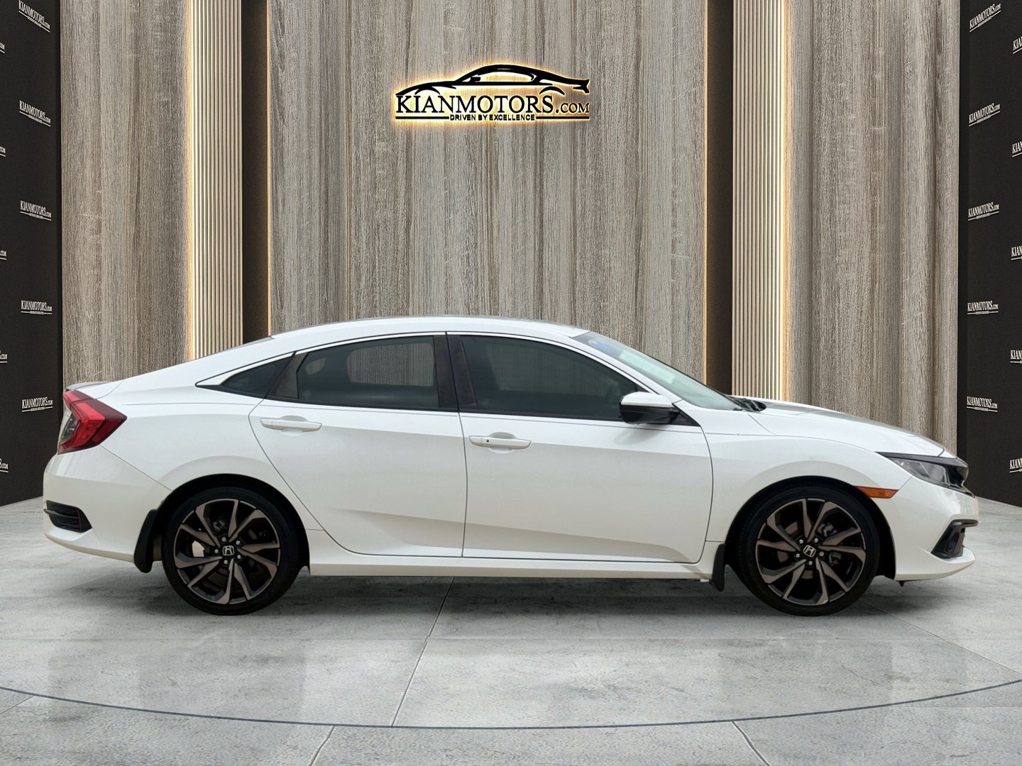 Used 2020 Honda Civic Sport image 8