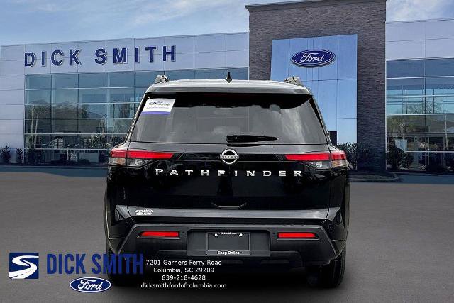 Used 2025 Nissan Pathfinder SV FWD image 5