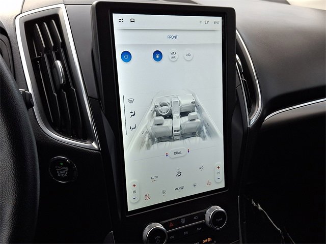 Used 2024 Ford Edge Titanium image 16