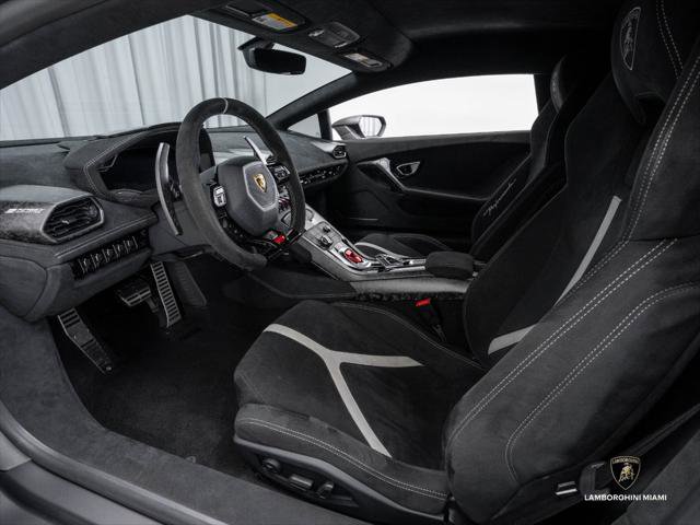 Used 2018 Lamborghini Huracan Performante AWD/4WD image 46