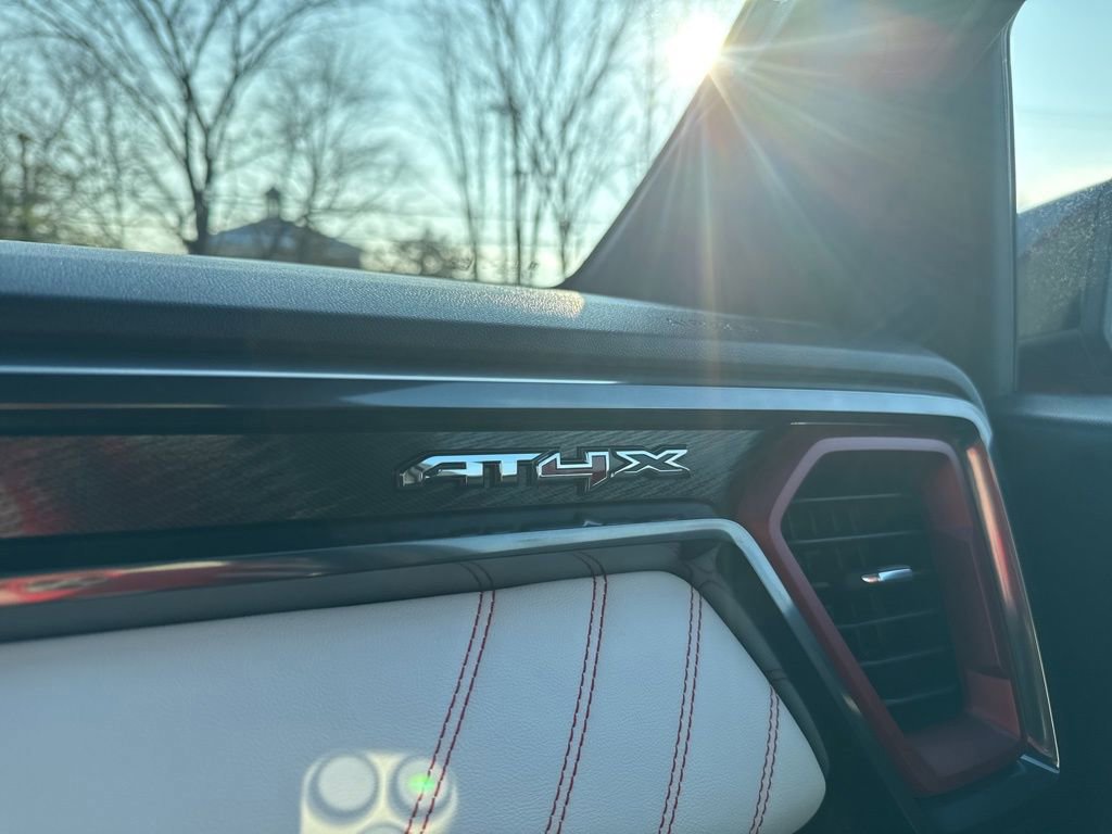 New 2026 GMC Canyon AT4X w/ LPO, Black Badging Package image 66