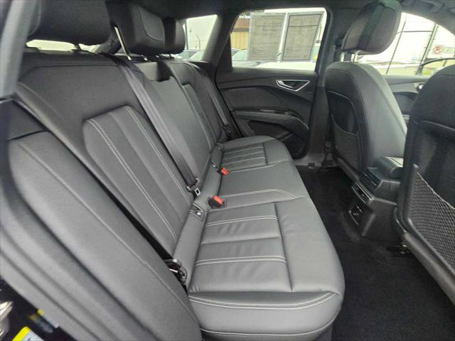 Used 2023 Audi Q4 e-tron Premium Plus w/ Premium Plus image 15