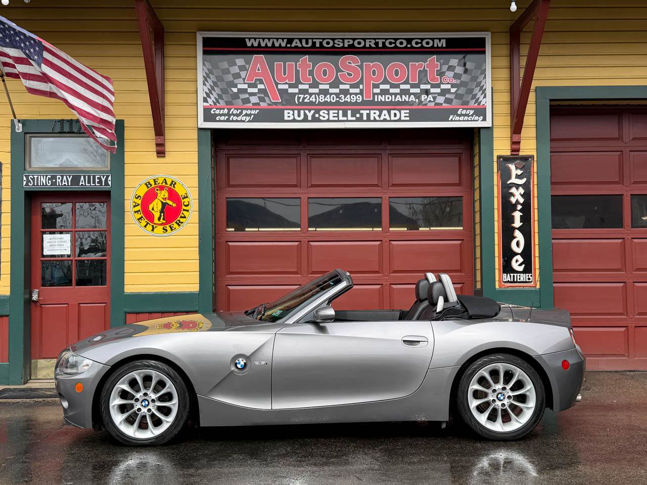 Used 2005 BMW Z4 2.5i image 13