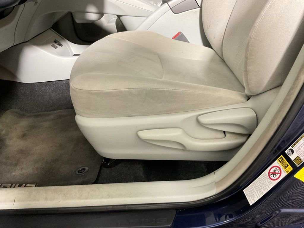 Used 2014 Toyota Prius Three FWD image 21